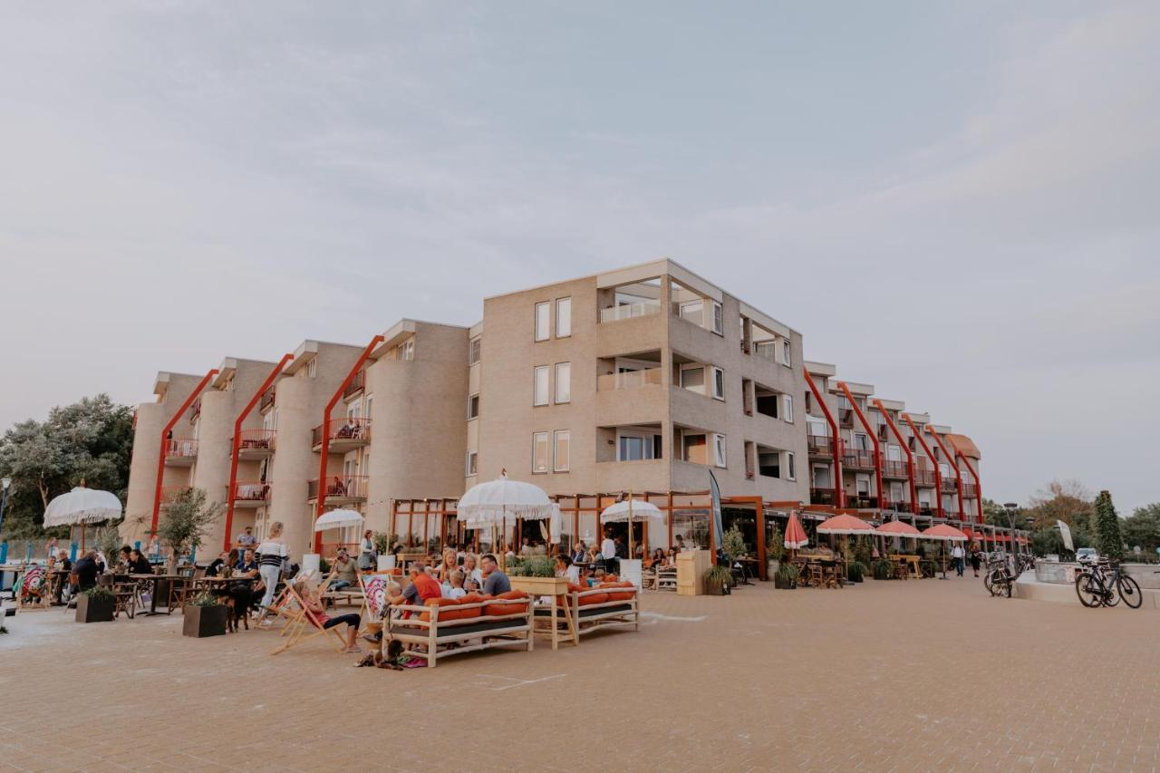 Stijlvol Appartement Op Strand Makkum Exterior foto